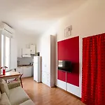 Hbhall Navigli 21