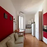 Hbhall Navigli 21