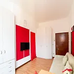 Hbhall Navigli 21